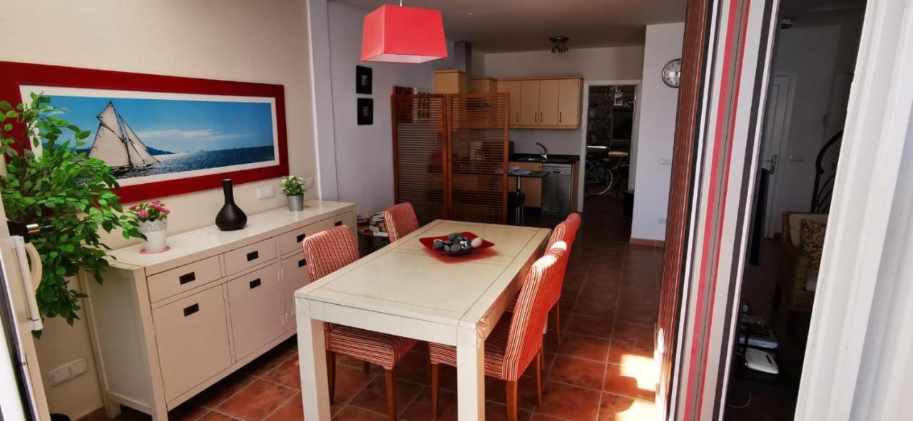 Villa Marina Piscina Climatizada Opcional Y 2 Bicis Gratuitas Playa Blanca  Esterno foto