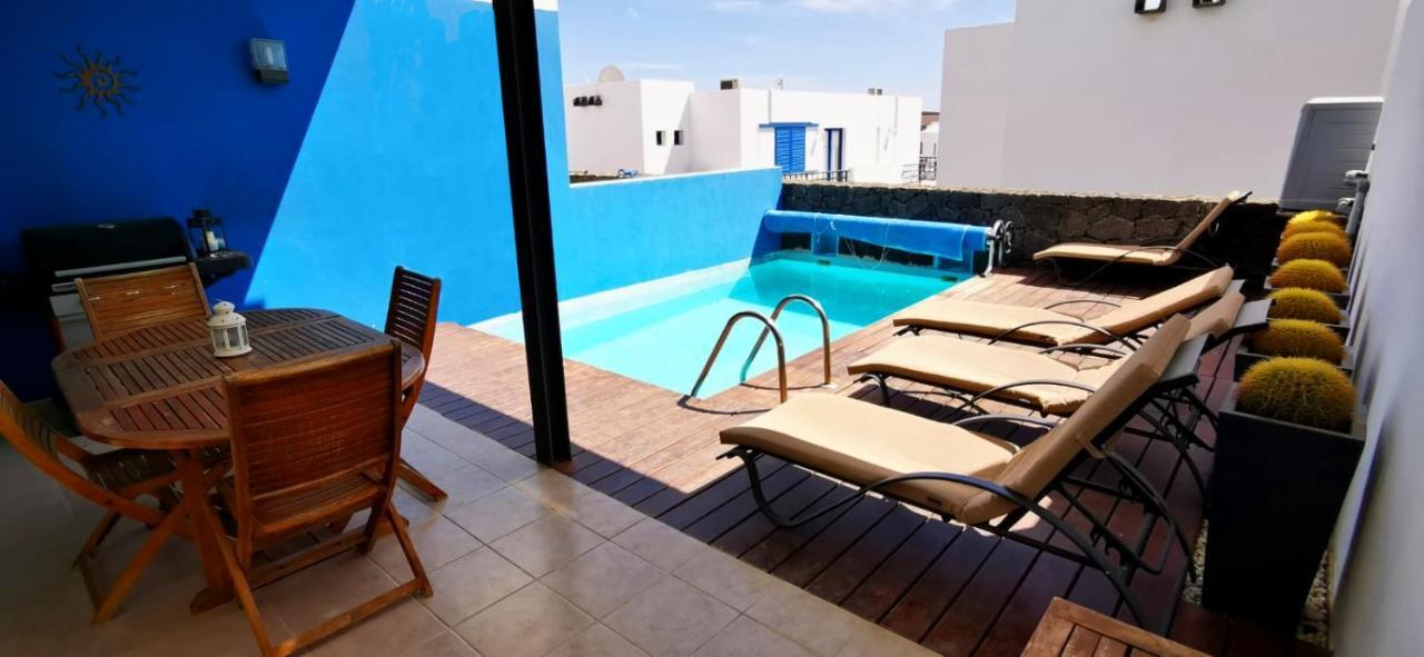 Villa Marina Piscina Climatizada Opcional Y 2 Bicis Gratuitas Playa Blanca  Esterno foto