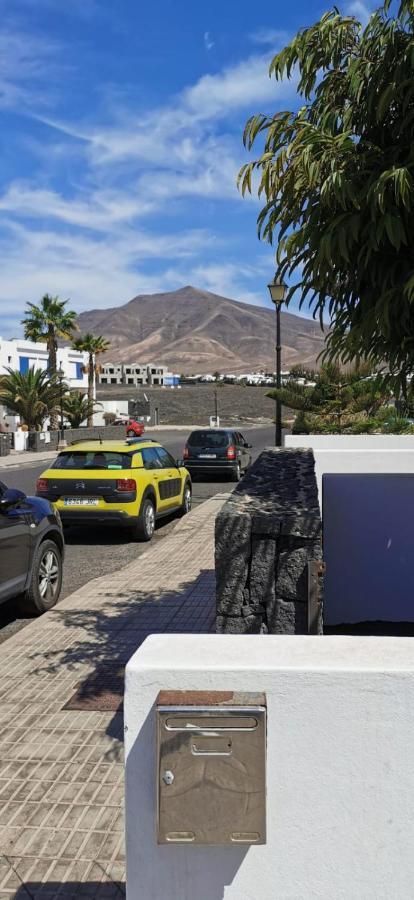 Villa Marina Piscina Climatizada Opcional Y 2 Bicis Gratuitas Playa Blanca  Esterno foto