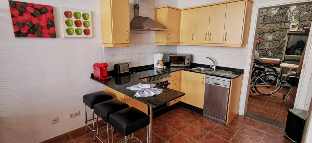Villa Marina Piscina Climatizada Opcional Y 2 Bicis Gratuitas Playa Blanca  Esterno foto